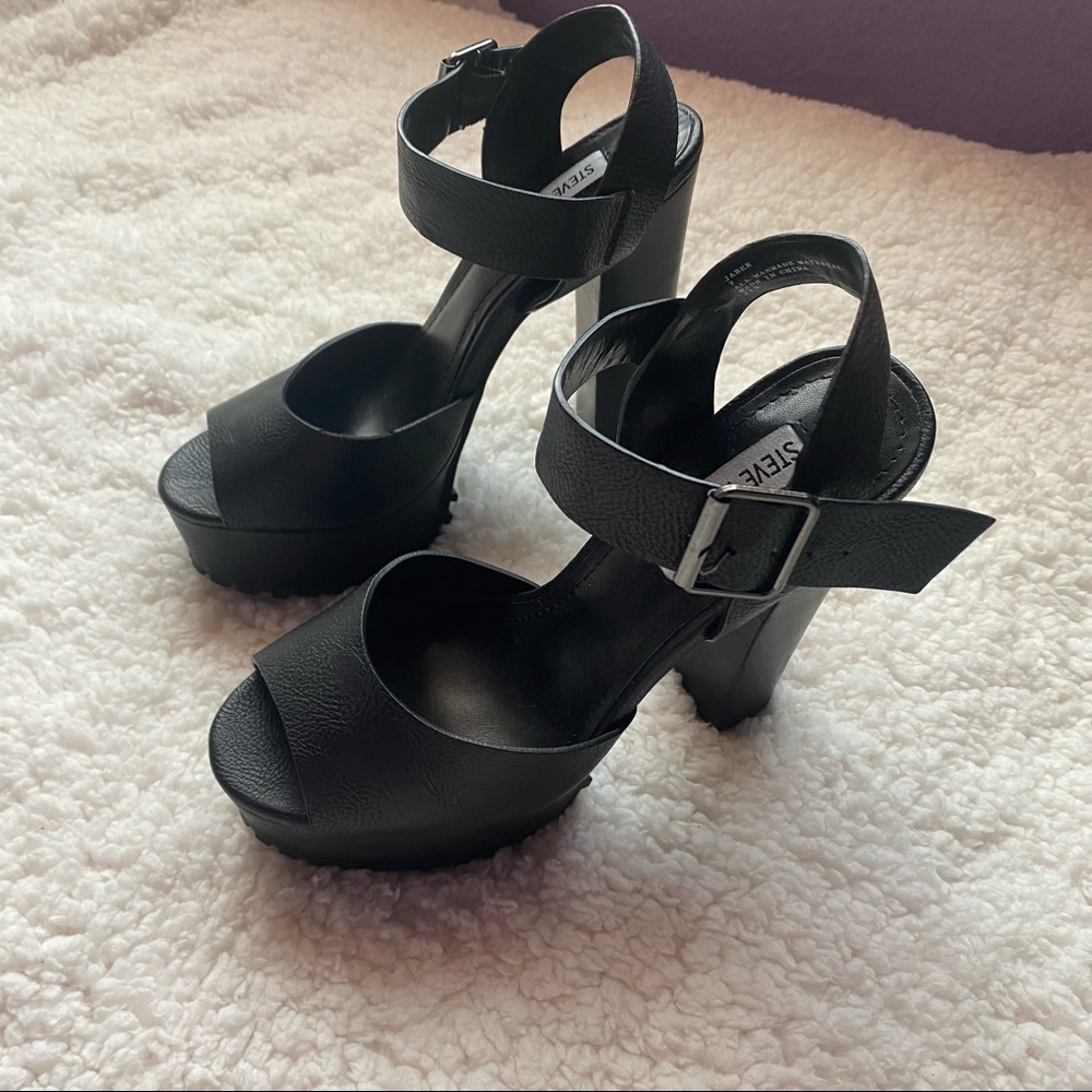 NWT Steve Madden black heels - Picture 4 of 5